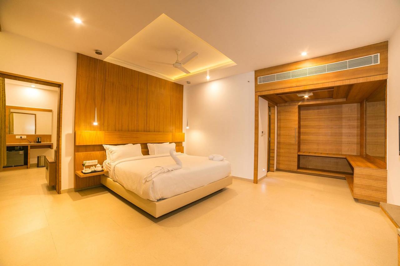Hotel Vivera Grande Dindigul Esterno foto
