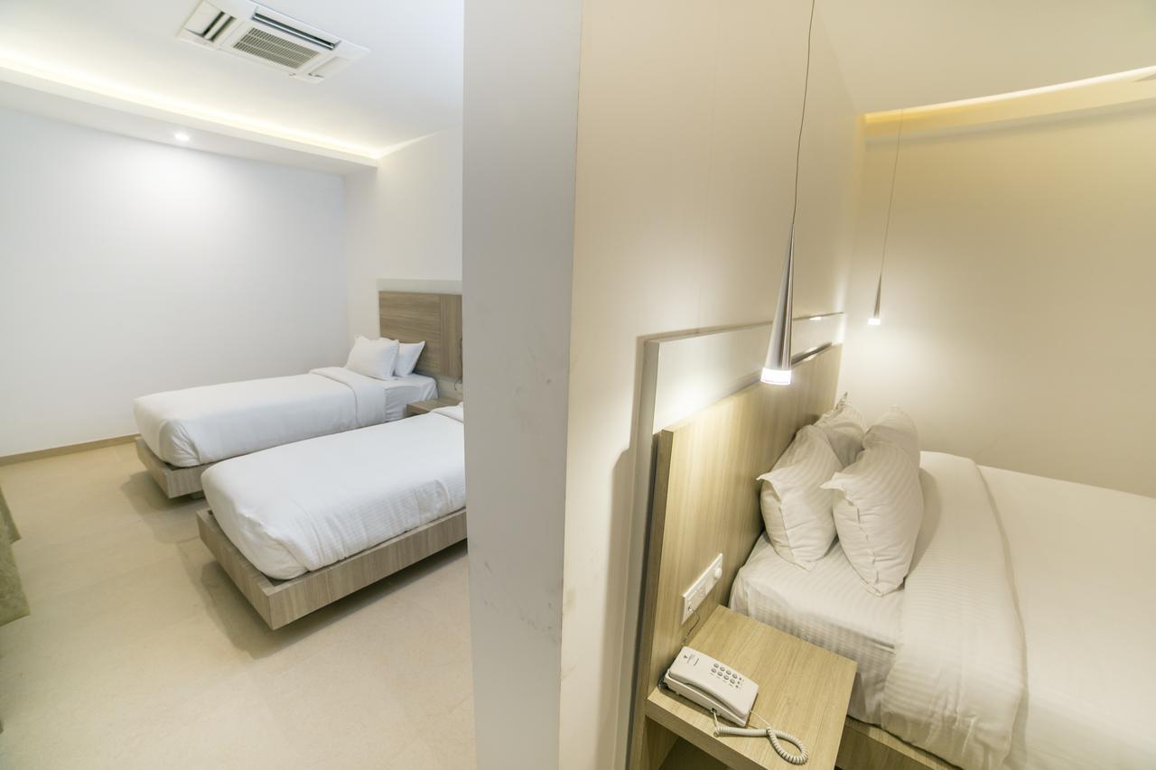 Hotel Vivera Grande Dindigul Esterno foto